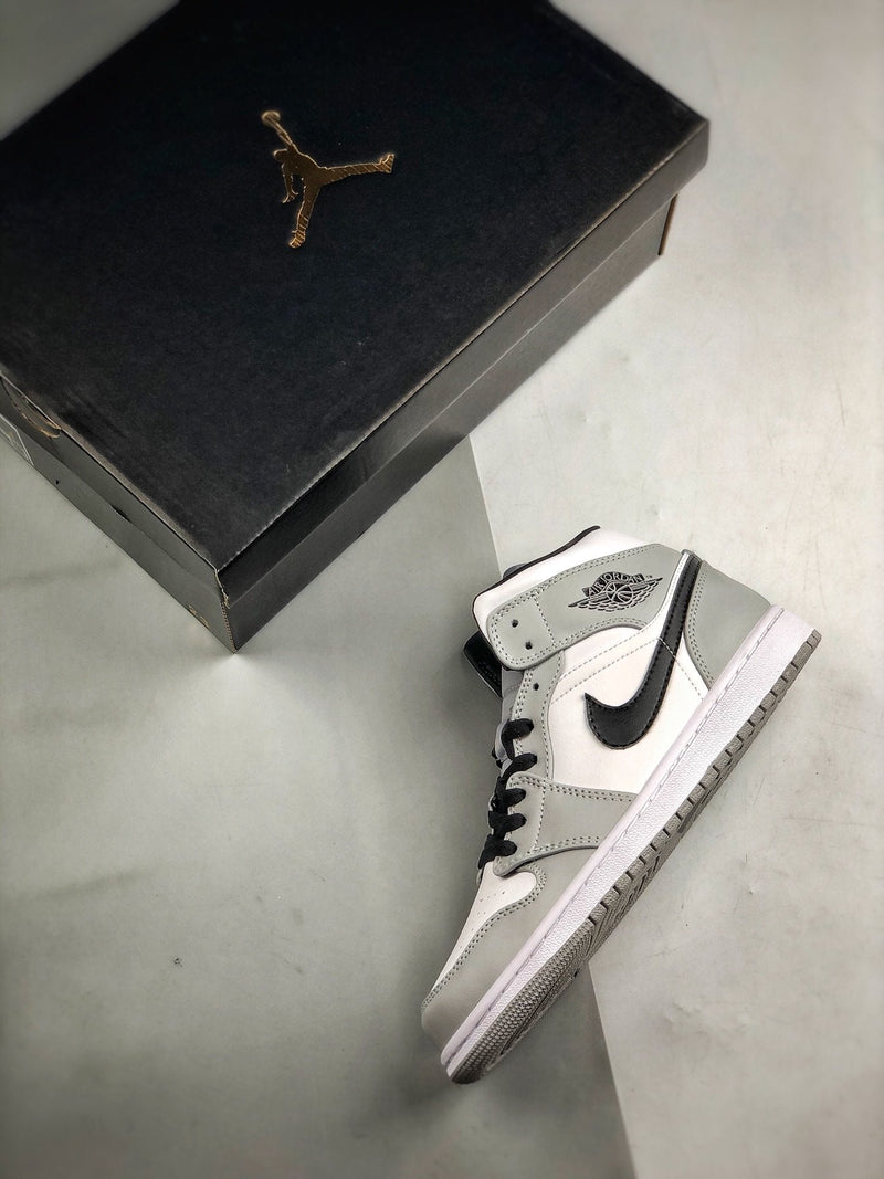 Nike Air Jordan 1 MID "Light Smoke Grey"