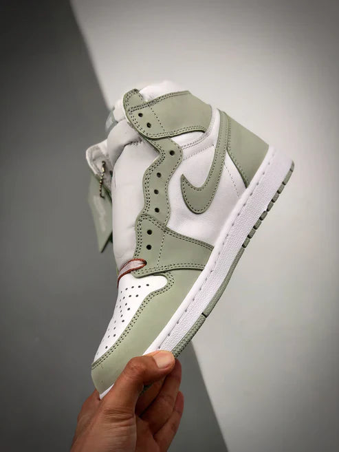 Nike Air Jordan 1 High "Seafoam"