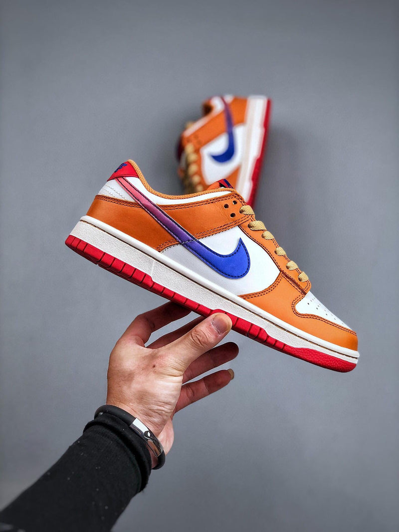 Nike SB Dunk Low "Hot Curry" Sneakers