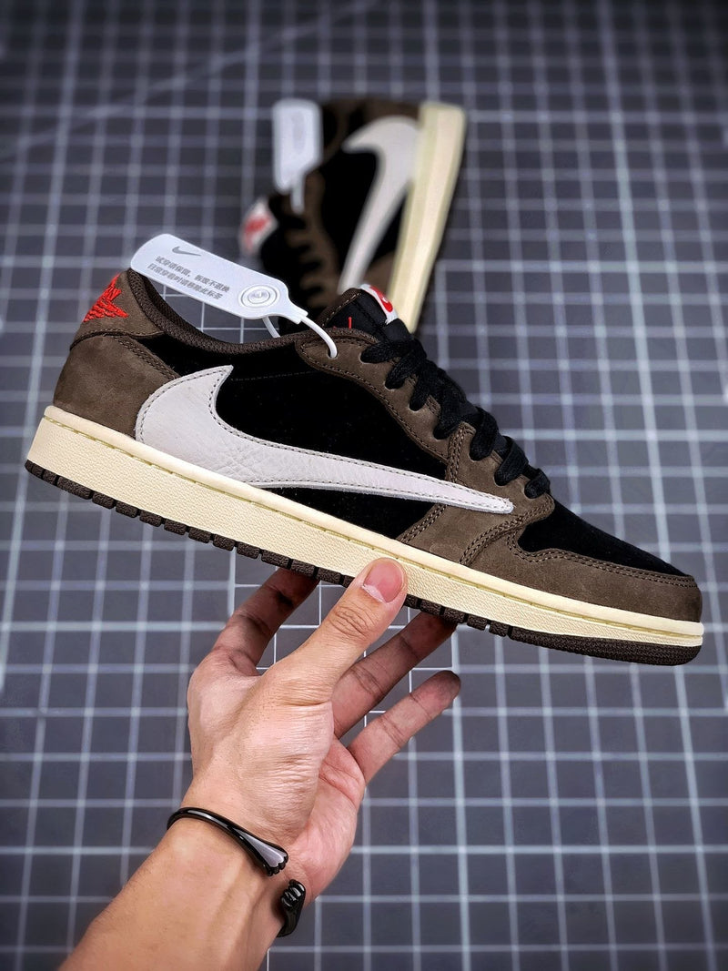 Nike Air Jordan 1 Low Travis Scott