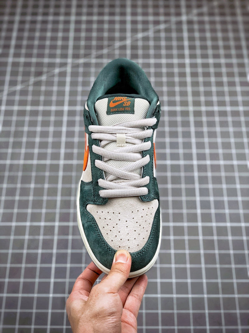 Nike SB Dunk Low "Eire" Sneakers