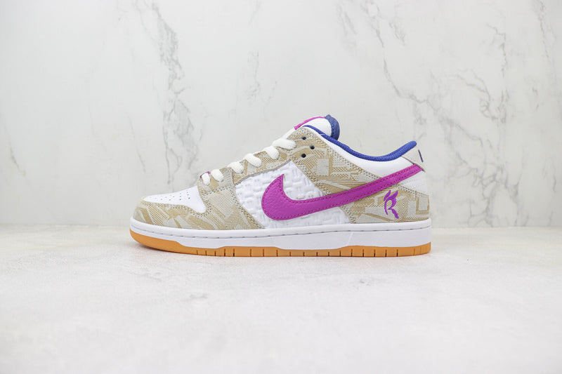 Tênis Nike Rayssa Leal x NK SB Dunk Low AL