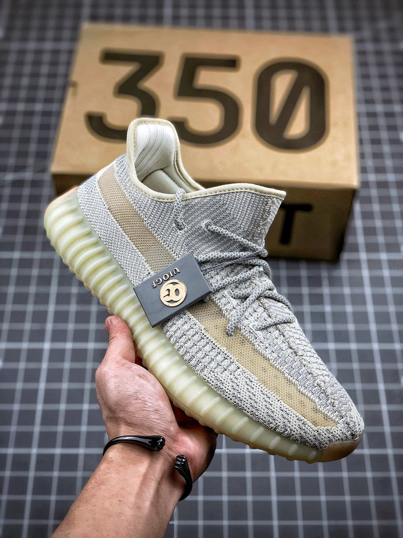 Adidas Yeezy 350 Boost V2 Lundmark Sneakers