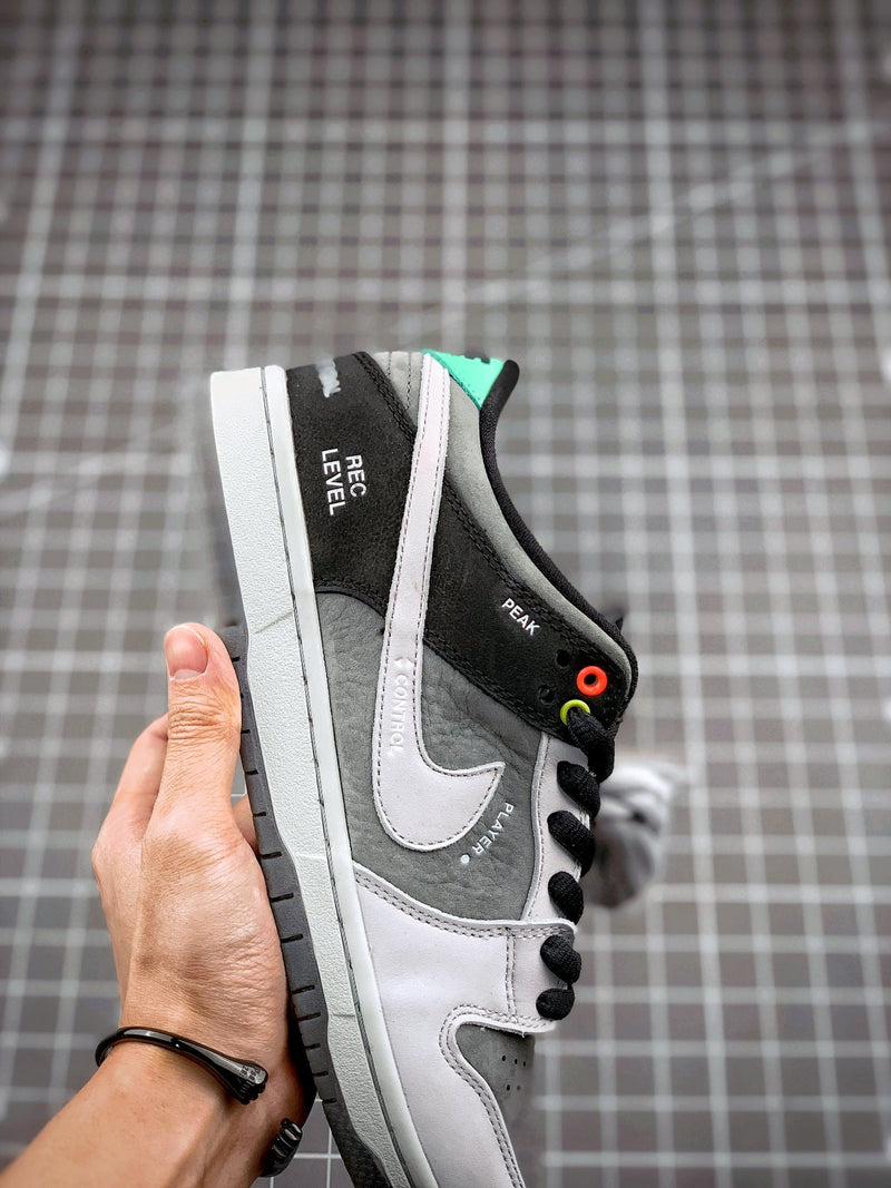 Tênis Nike SB Dunk Low "VX1000"