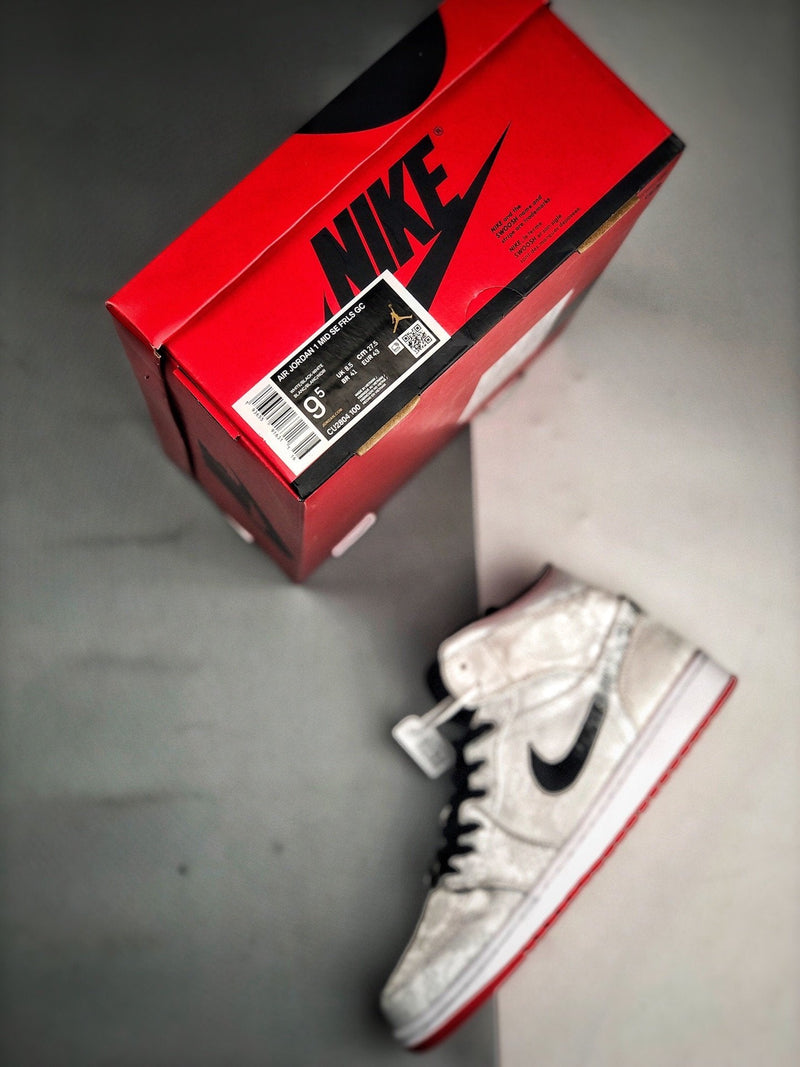 Edison Chen x Nike Air Jordan 1 Mid 'Fearless'