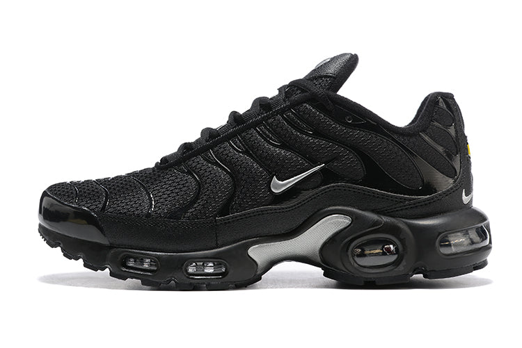 Nike Air Max Plus Tn "Triple Black"