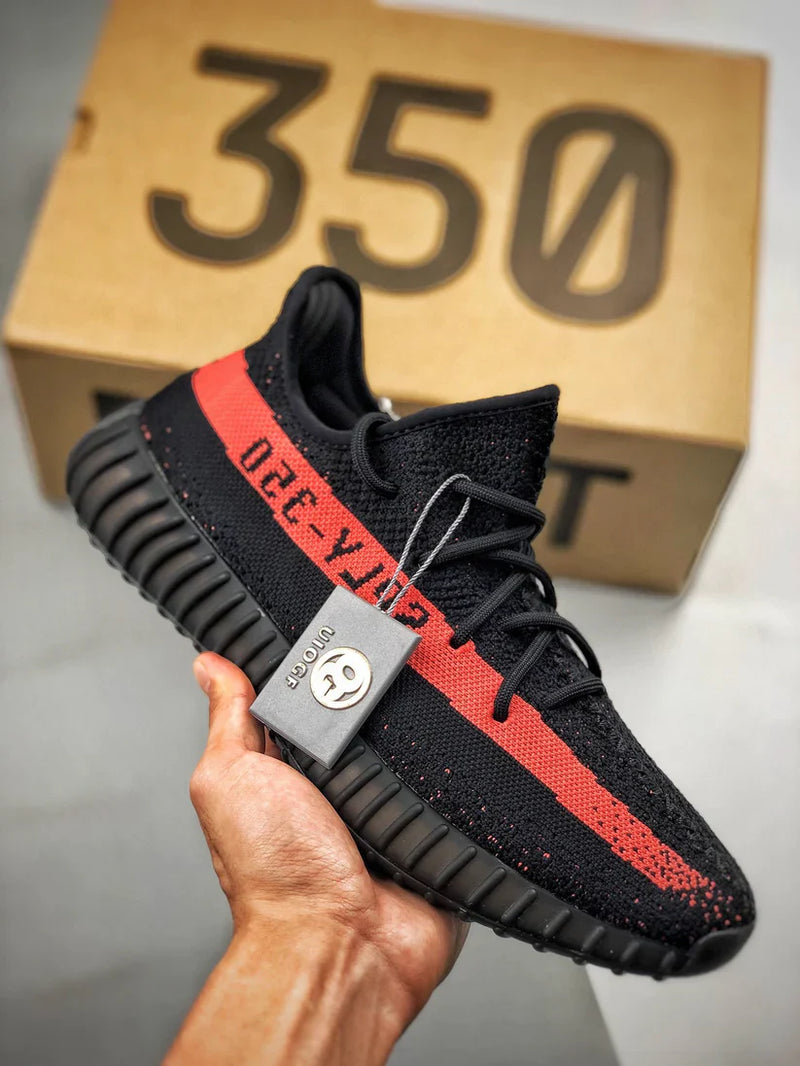 Tênis Adidas Yeezy 350 Boost V2 Core Black