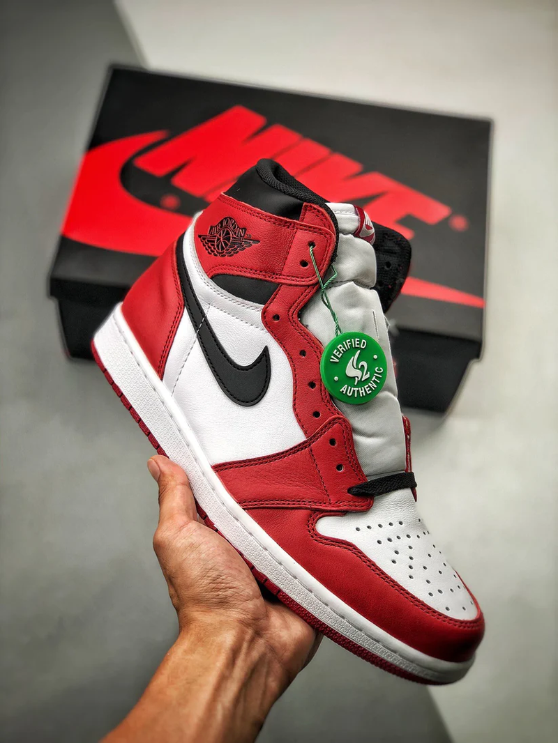 Nike Air Jordan 1 Retro High Chicago 2015