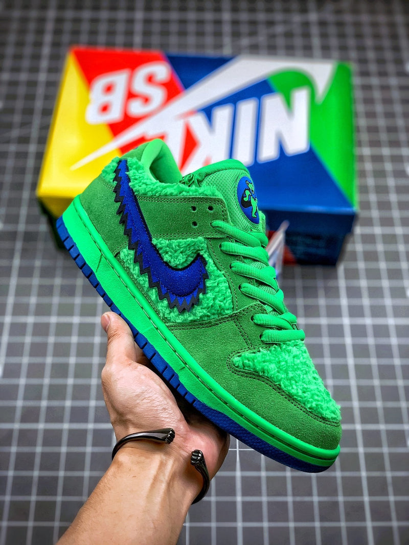 Tênis Nike SB Dunk Low 'Three Bear Packs' Green