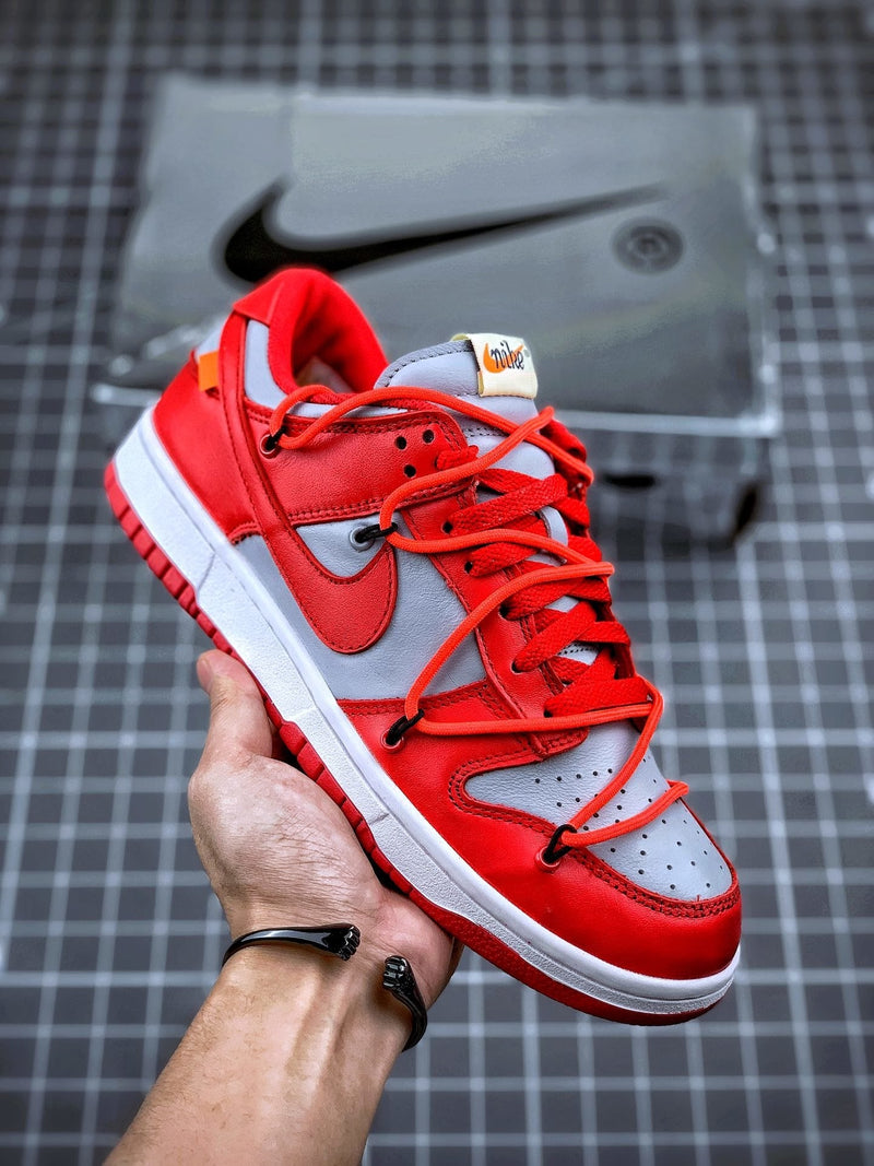 Tênis Nike SB Dunk Low x Off-White University Red