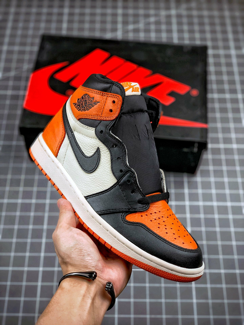 Nike Air Jordan 1 High "Shattered Backboard"