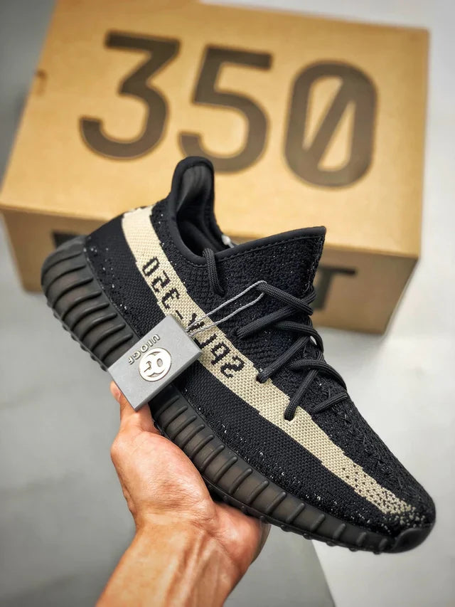 adidas yeezy 350 boost v2 oreo