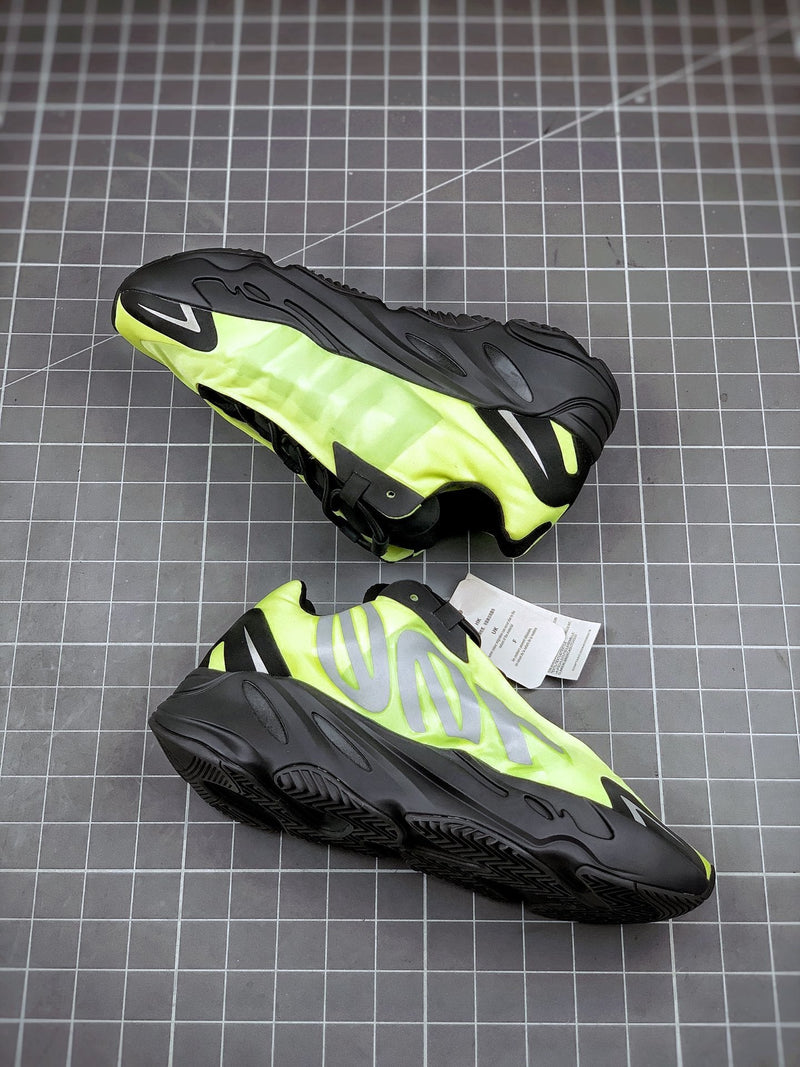 Adidas Yeezy 700 Boost MNVN Sneakers