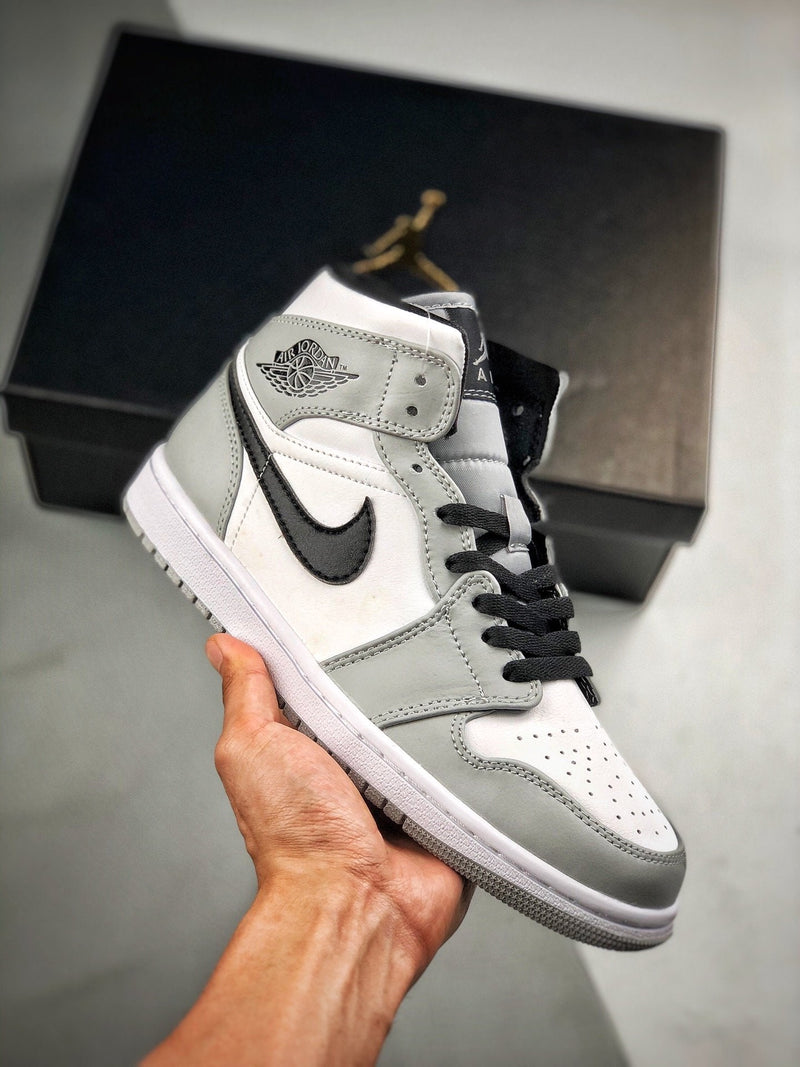 Nike Air Jordan 1 MID "Light Smoke Grey"