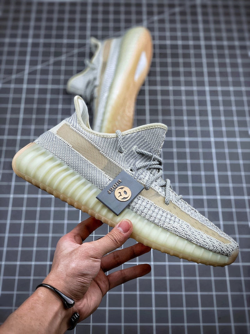 Adidas Yeezy 350 Boost V2 Lundmark Sneakers