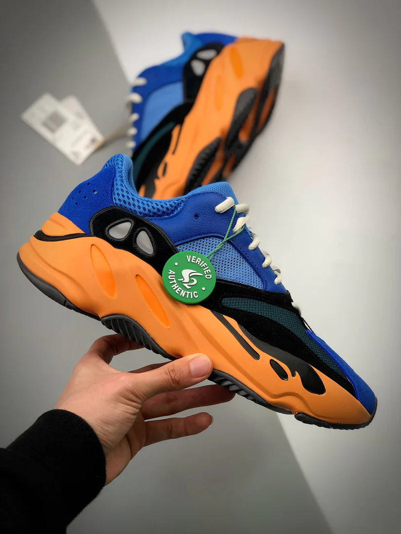 Tênis Adidas Yeezy 700 Boost V1 Bright Blue