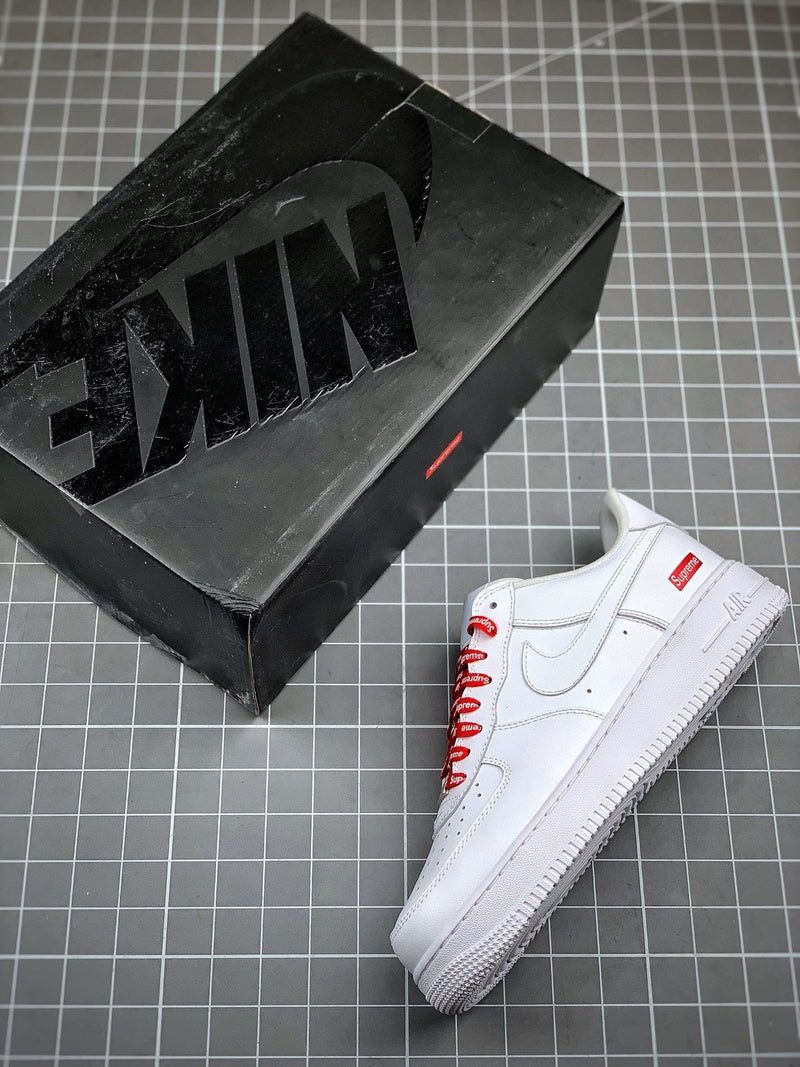 Nike Air Force 1 Low x Supreme Box Logo White