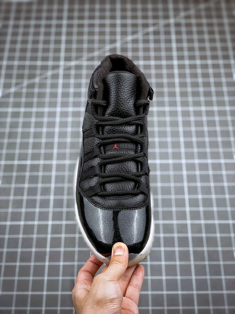 Nike Air Jordan 11 Retro