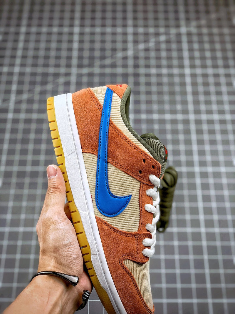 Nike SB Dunk Low "Corduroy Dusty" Sneakers