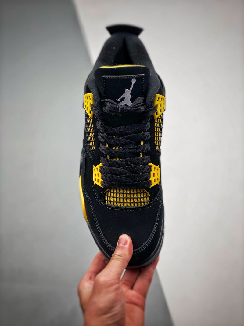 Nike Air Jordan 4 "Thunder"