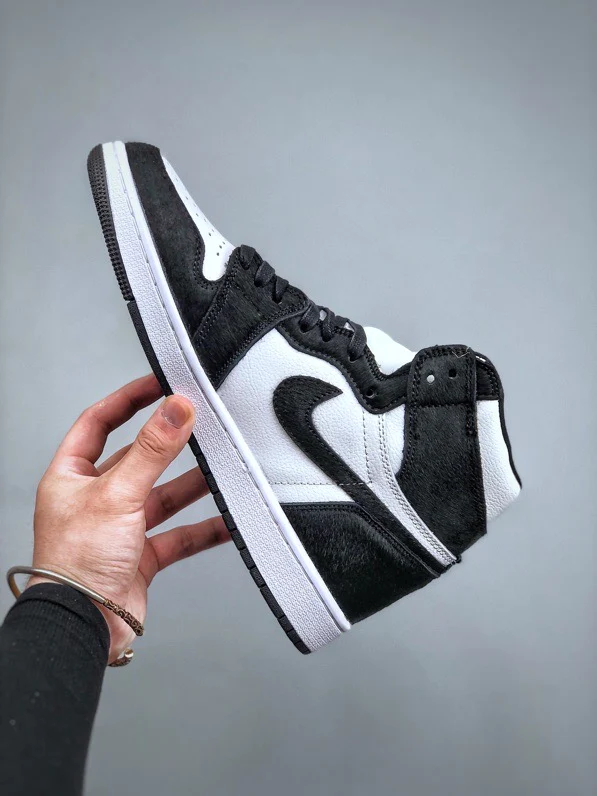 Tênis Nike Air Jordan 1 High Panda Twist