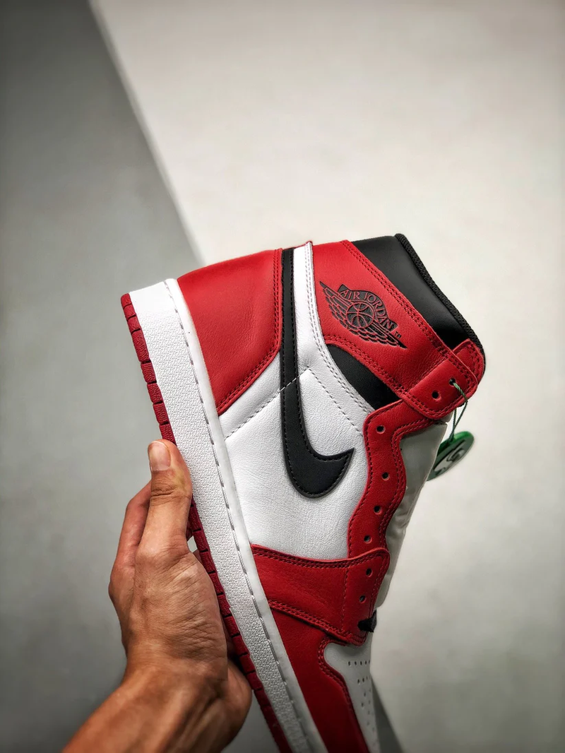 Nike Air Jordan 1 Retro High Chicago 2015