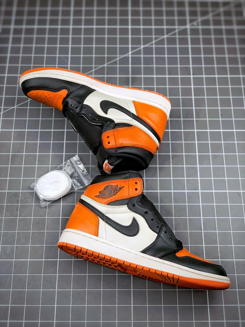 Nike Air Jordan 1 High "Shattered Backboard"