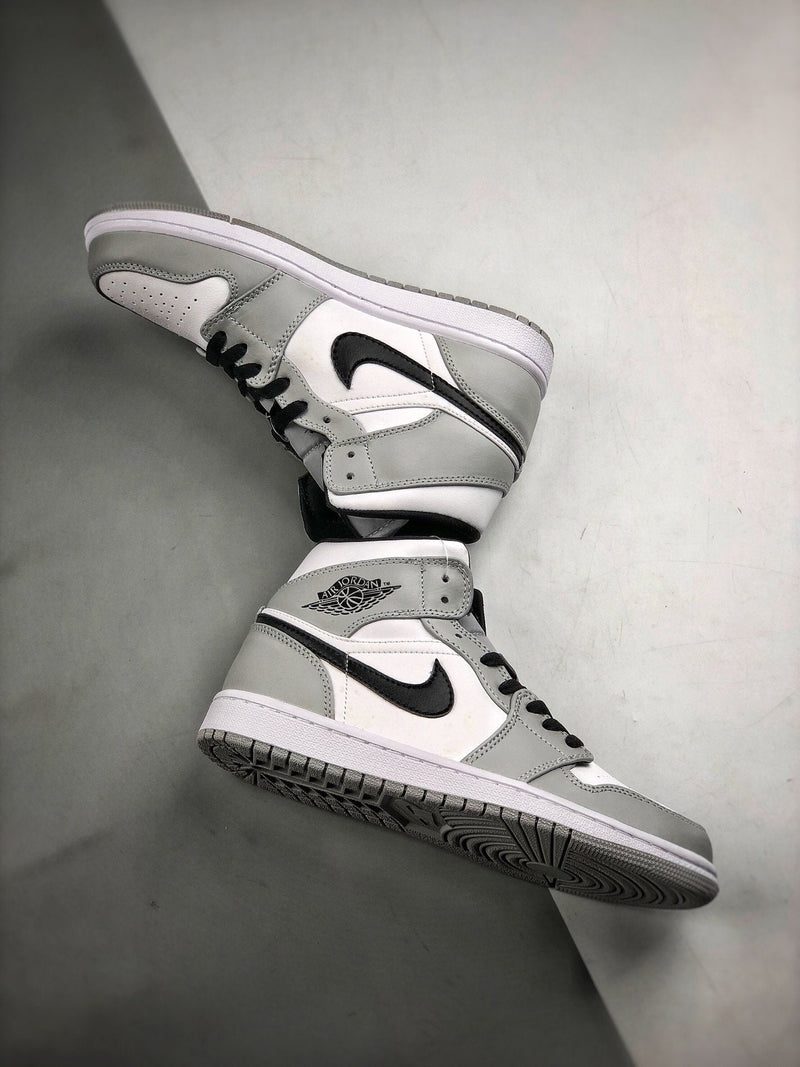 Nike Air Jordan 1 MID "Light Smoke Grey"