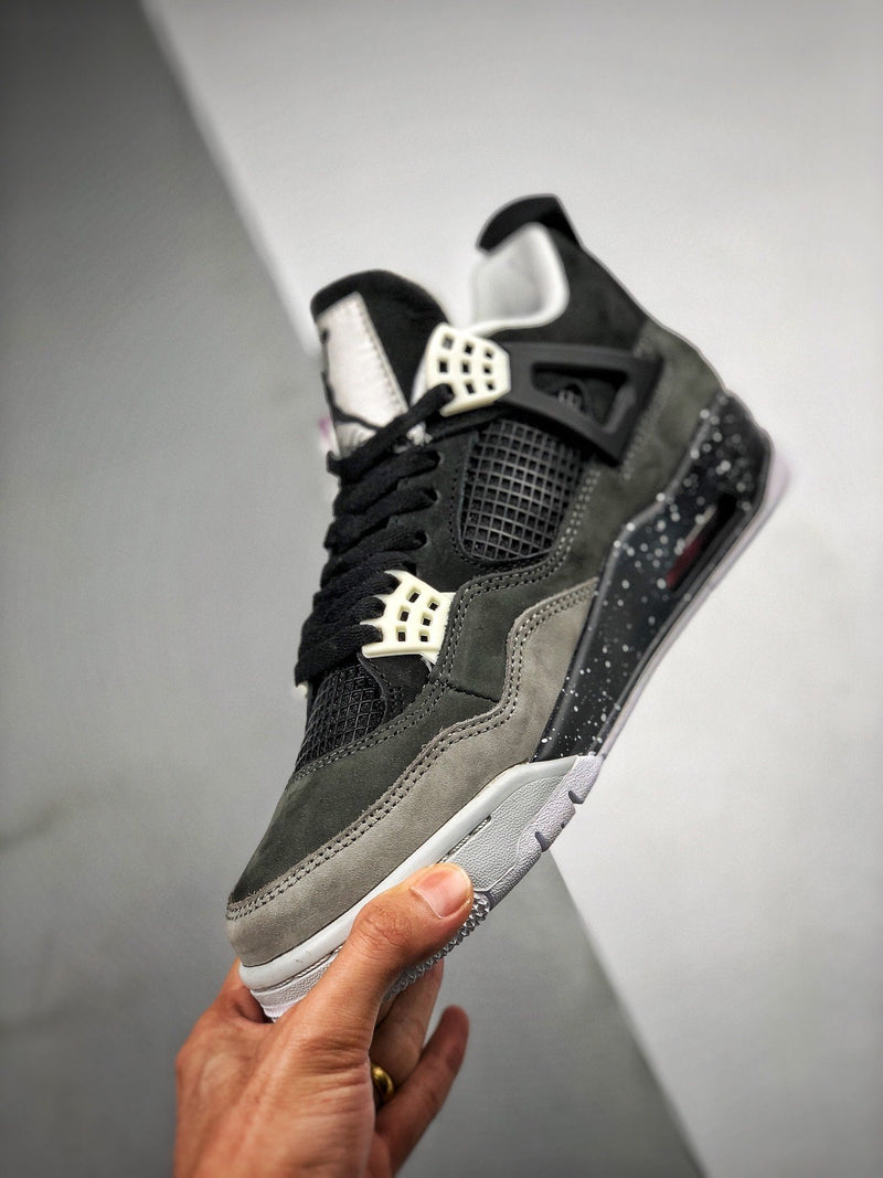 Nike Air Jordan 4 Retro "Fear" Sneakers