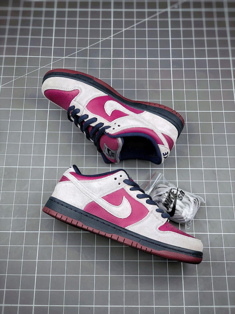 Tênis Nike SB Dunk Low "Atmospher Grey True Berry"