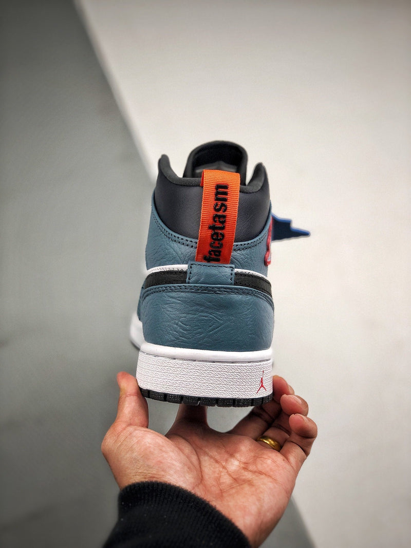 Cspace Facetasm x Nike Air Jordan 1 Mid