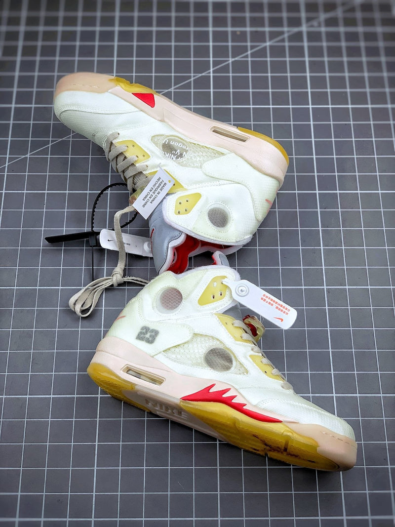 Tênis Nike Air Jordan 5 Retro Off-White Sail