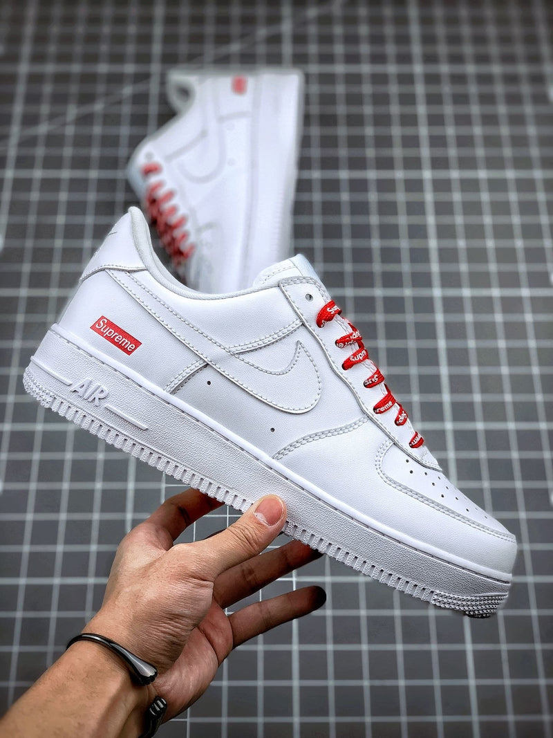 Nike Air Force 1 Low x Supreme Box Logo White