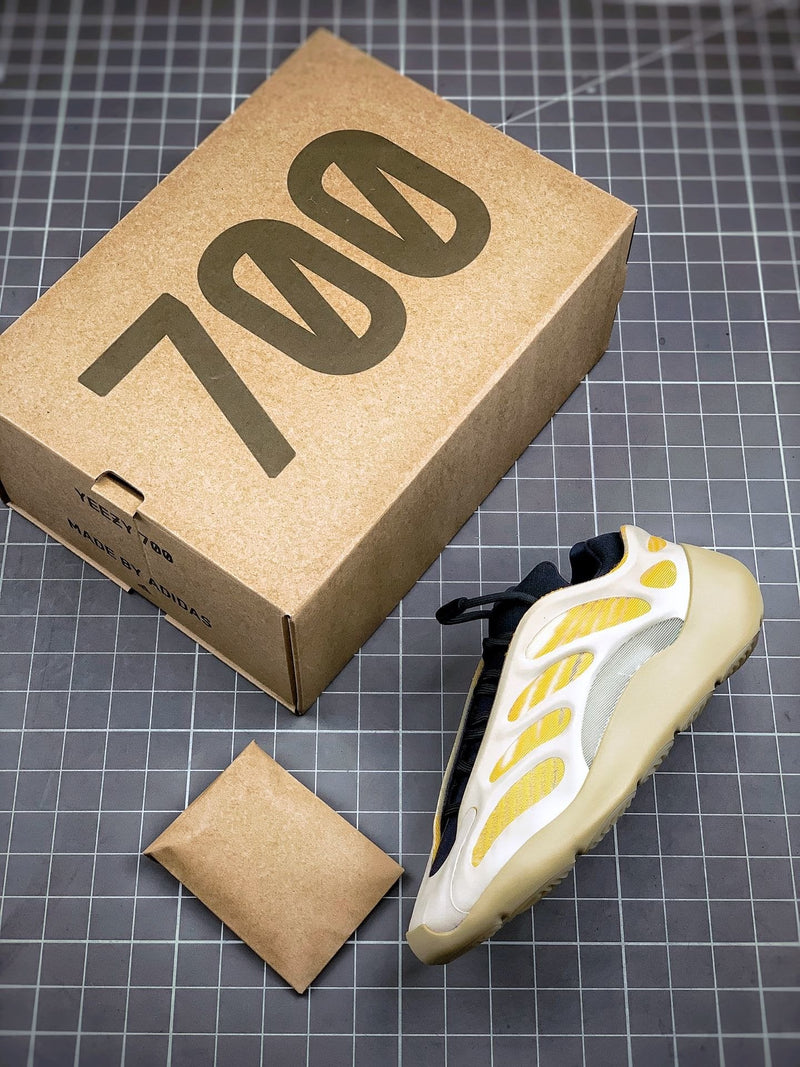 Adidas Yeezy 700 Boost V3 Srphym Sneakers