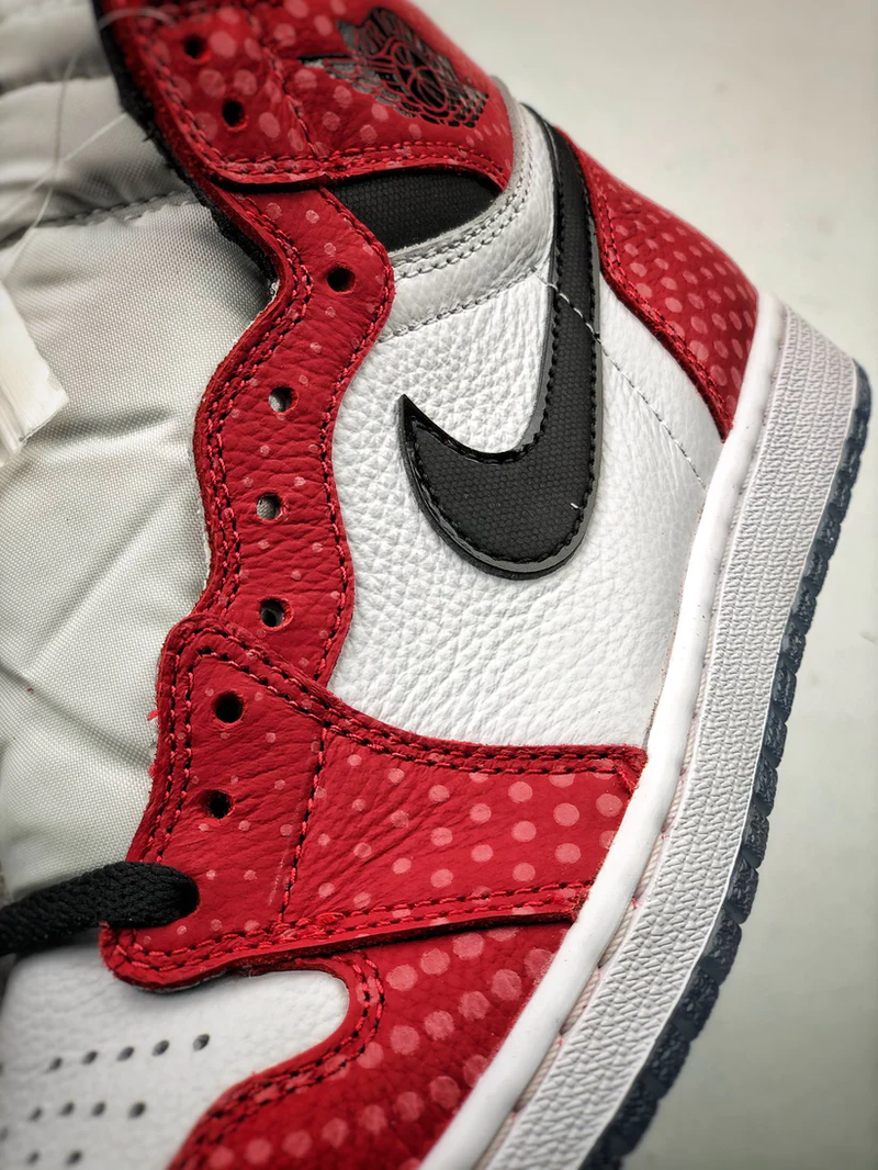 Tênis Nike Air Jordan 1 High Spider-Man Origin Story