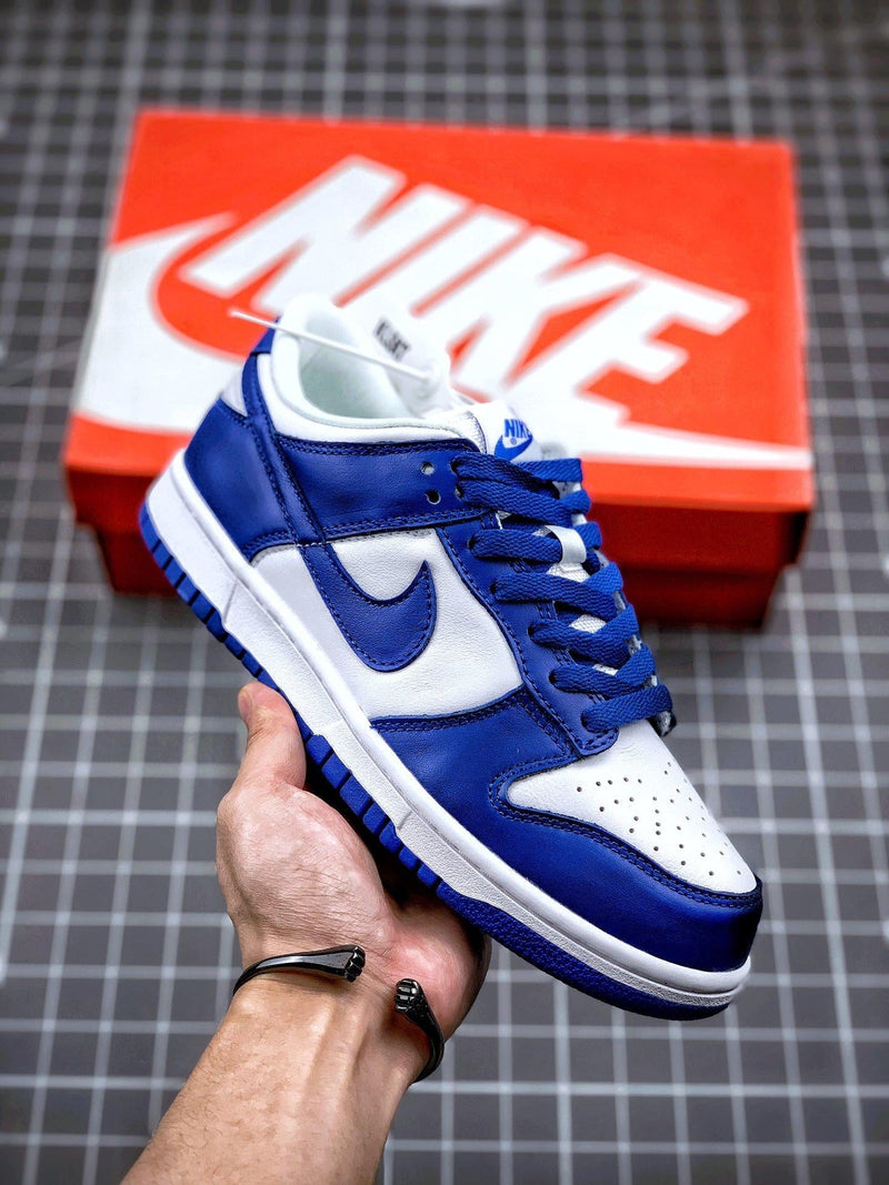 Nike SB Dunk Low "Kentucky" Sneakers