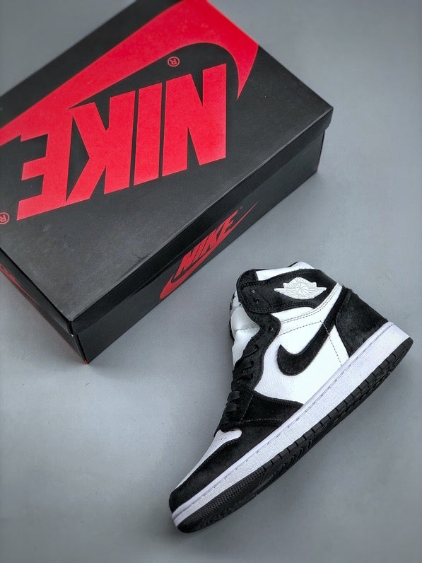 Nike Air Jordan 1 High 'Panda'