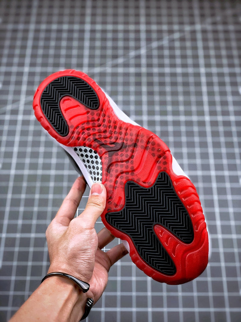 Nike Air Jordan 11 Bred