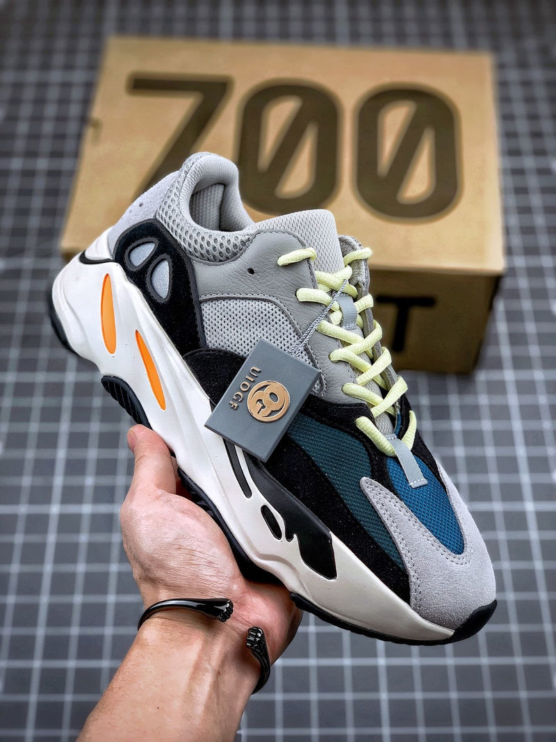 Adidas Yeezy 700 Boost Wave Runner