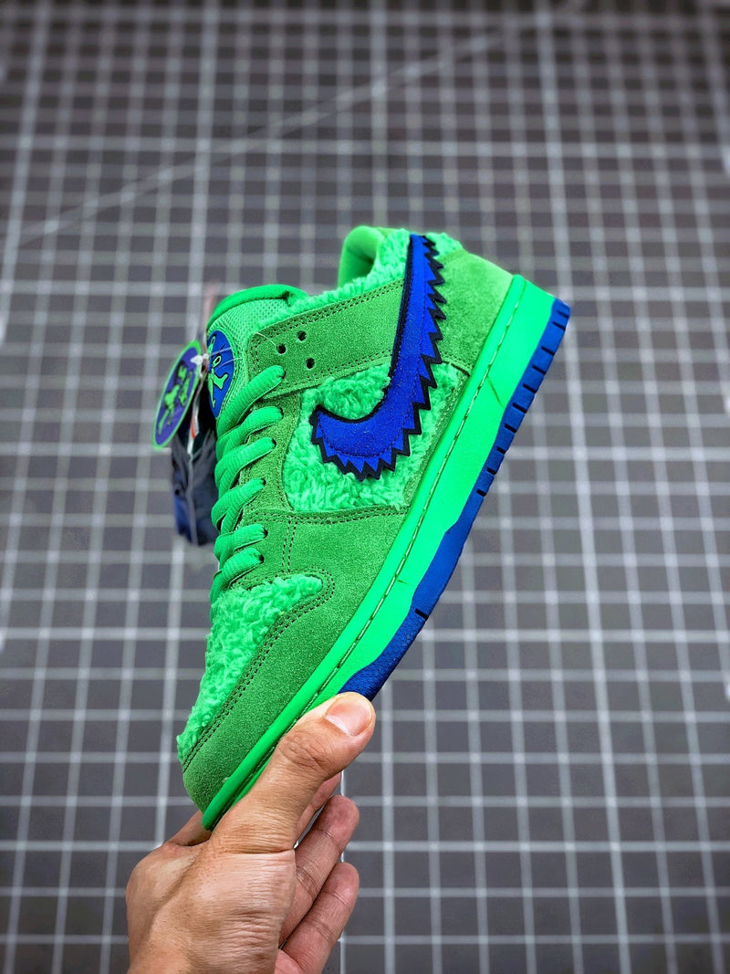 Tênis Nike SB Dunk Low 'Three Bear Packs' Green