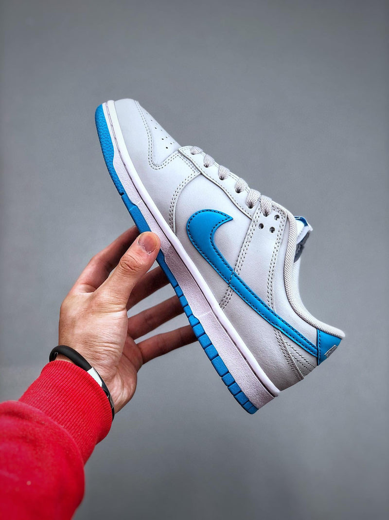 Tênis Nike SB Dunk Low "Light Blue"