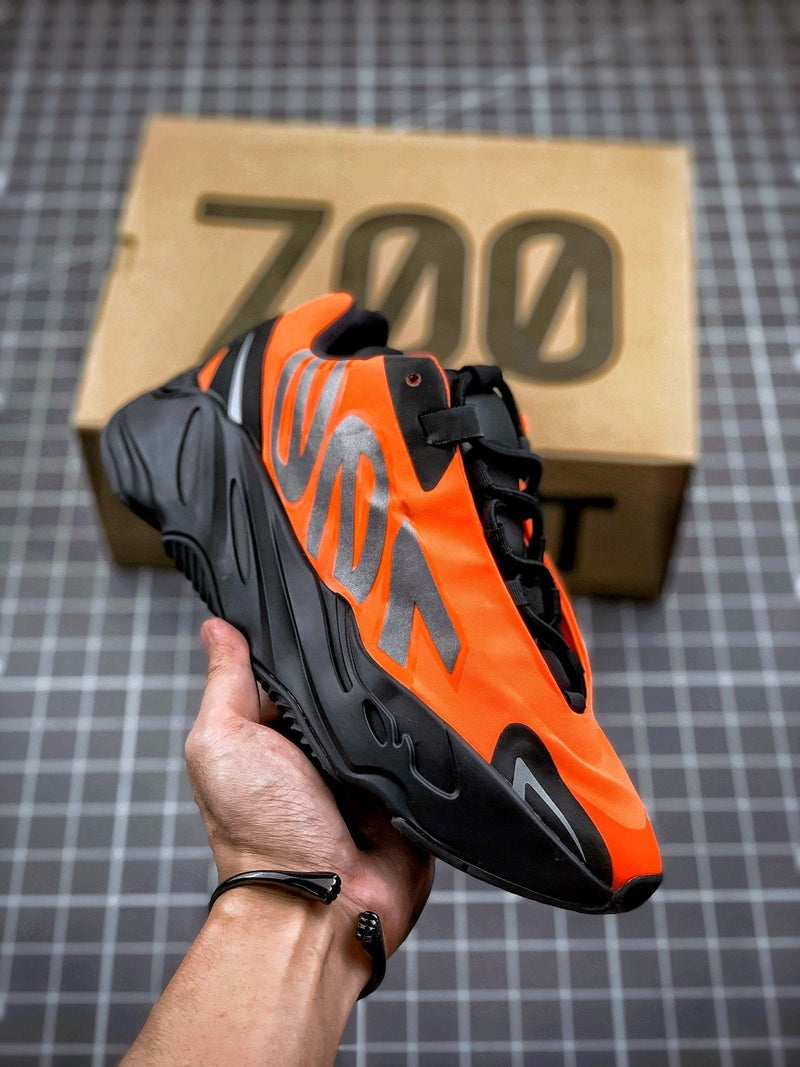 Adidas Yeezy 700 Boost MNVN Sneakers