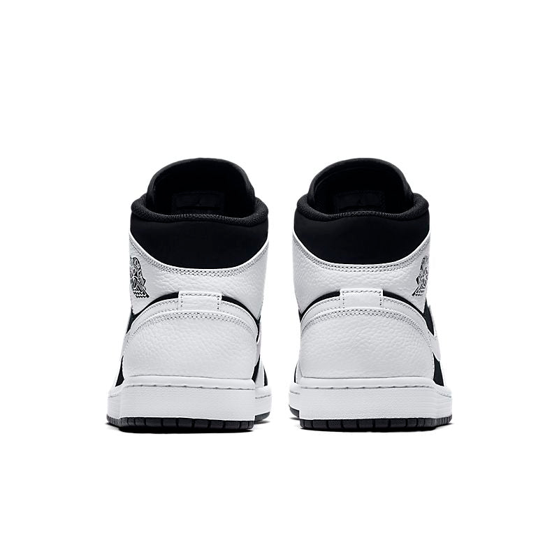 Tênis Nike Jordan 1 Mid White Black