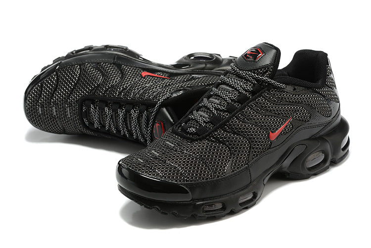 Nike Air Max Plus Tn "Black Metallic"