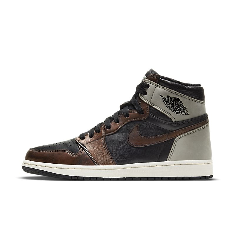 Nike Air Jordan 1 Retro High Patina Sneakers