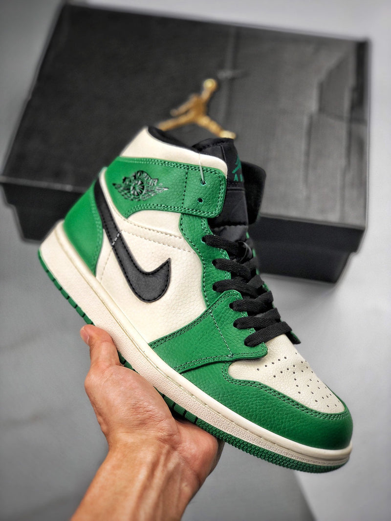 Tênis Nike Air Jordan 1 Mid SE "Pine Green"