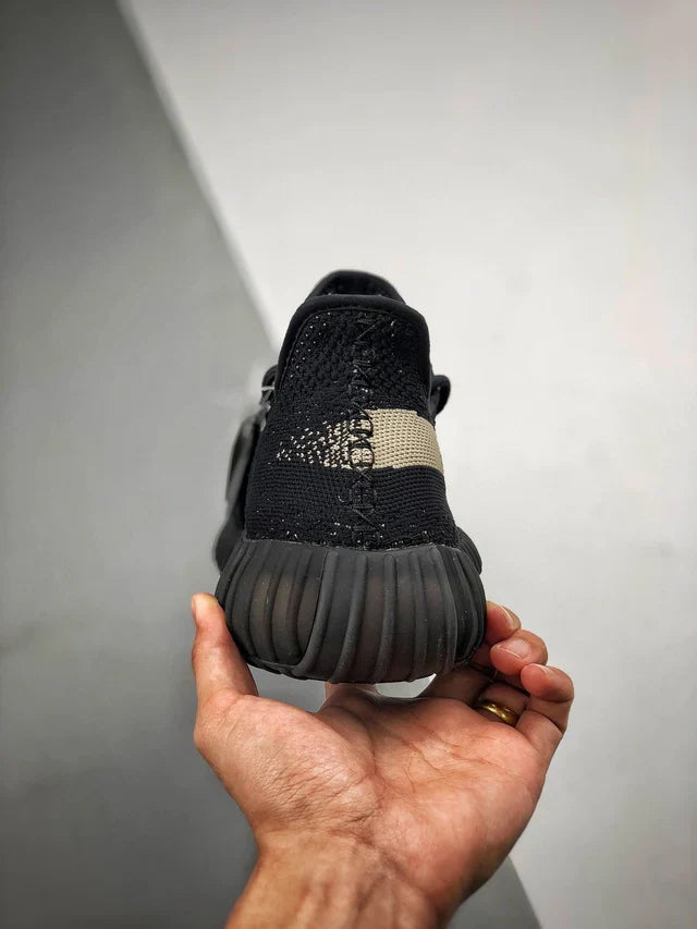 adidas yeezy 350 boost v2 oreo