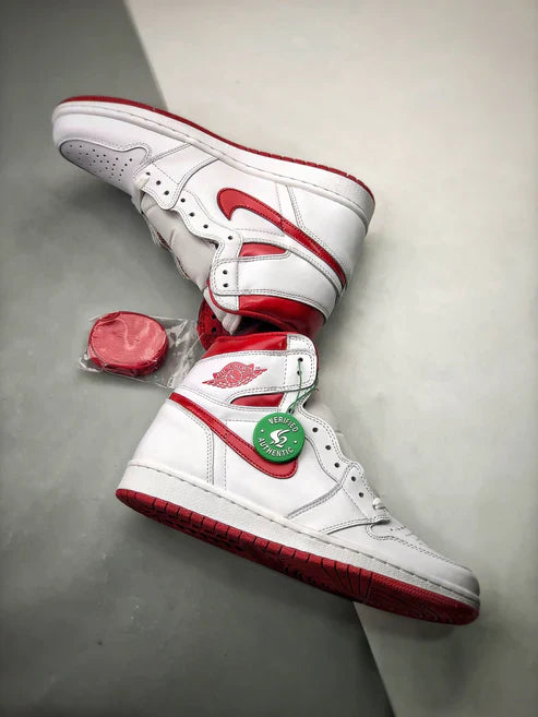 Nike Air Jordan 1 High "Metalic Red"