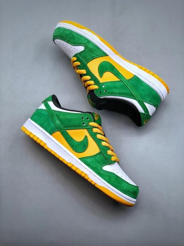 Nike SB Dunk Low "Joe Strummer" Sneakers