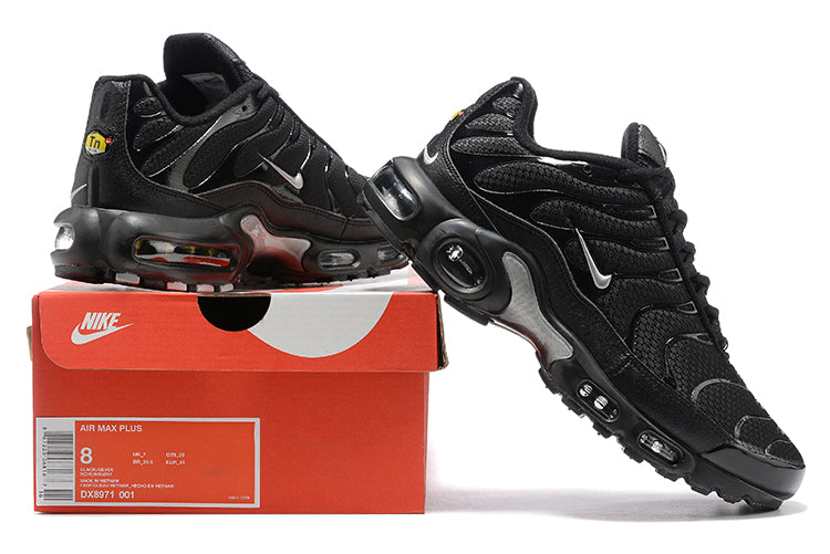 Nike Air Max Plus Tn "Triple Black"